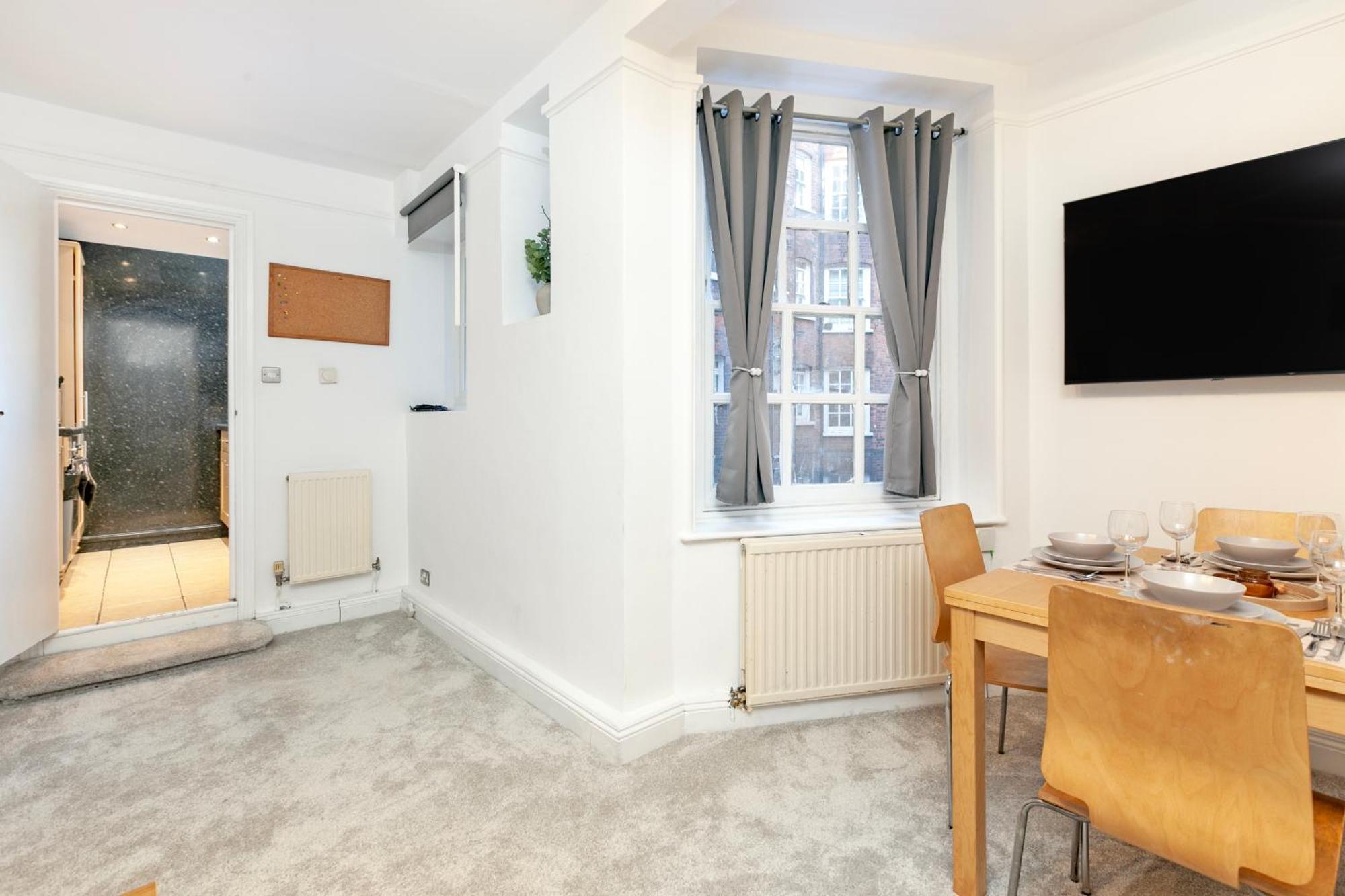 Beautiful 3 Bedroom Flat In Scott Ellis Gardens London Exterior photo